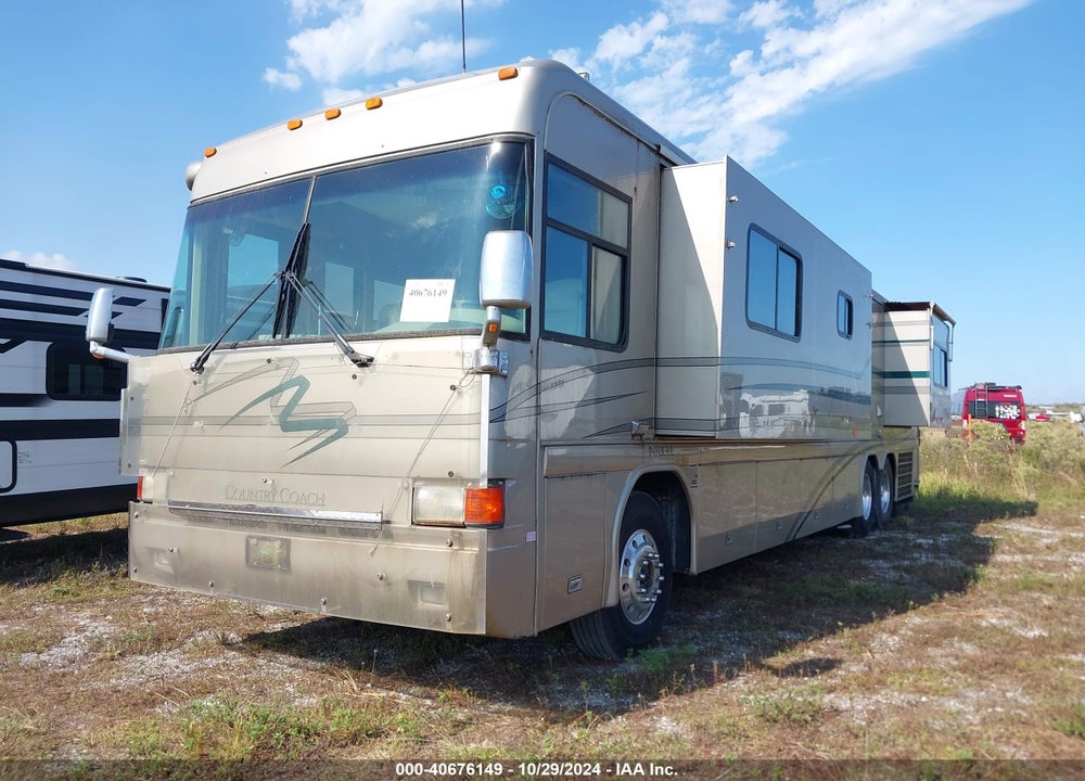 2002 COUNTRY COACH MOTORHOME INTRIGUE VIN: 4U7B8DY1721102693