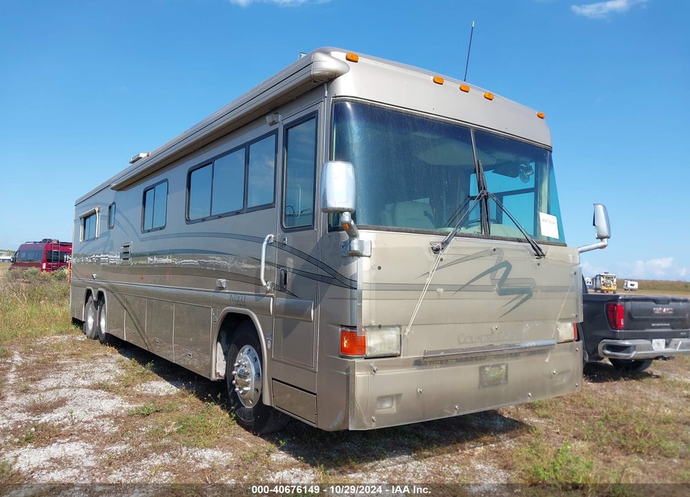 2002 COUNTRY COACH MOTORHOME INTRIGUE VIN: 4U7B8DY1721102693