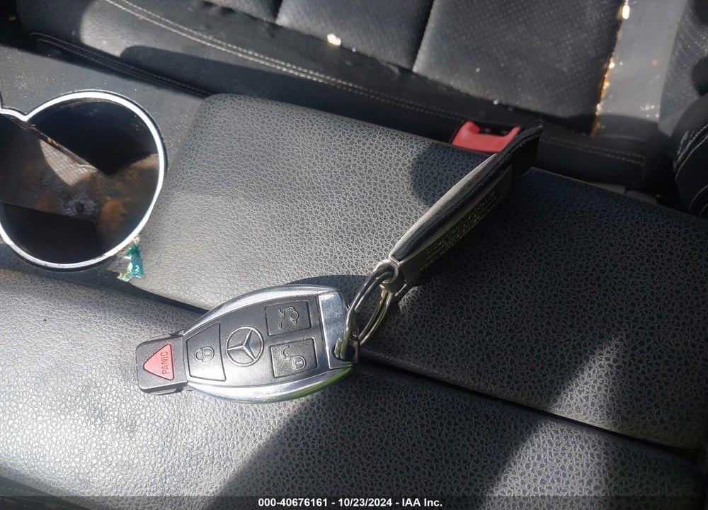 2013 MERCEDES-BENZ C 350 SPORT VIN: WDDGJ5HBXDF964130