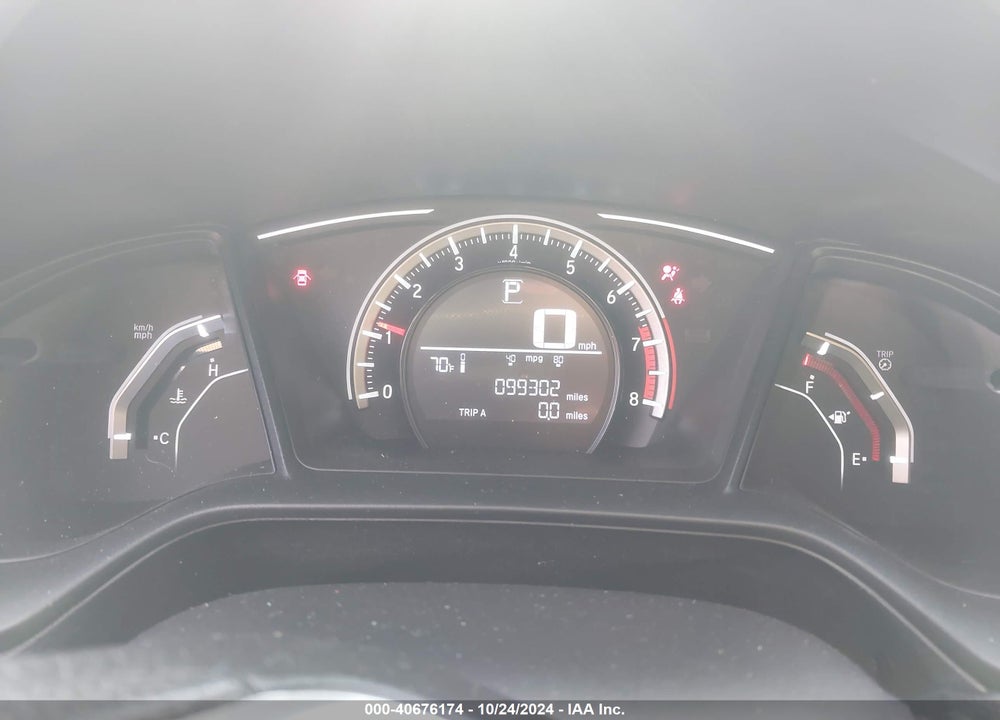2018 HONDA CIVIC LX VIN: 2HGFC2F51JH587467