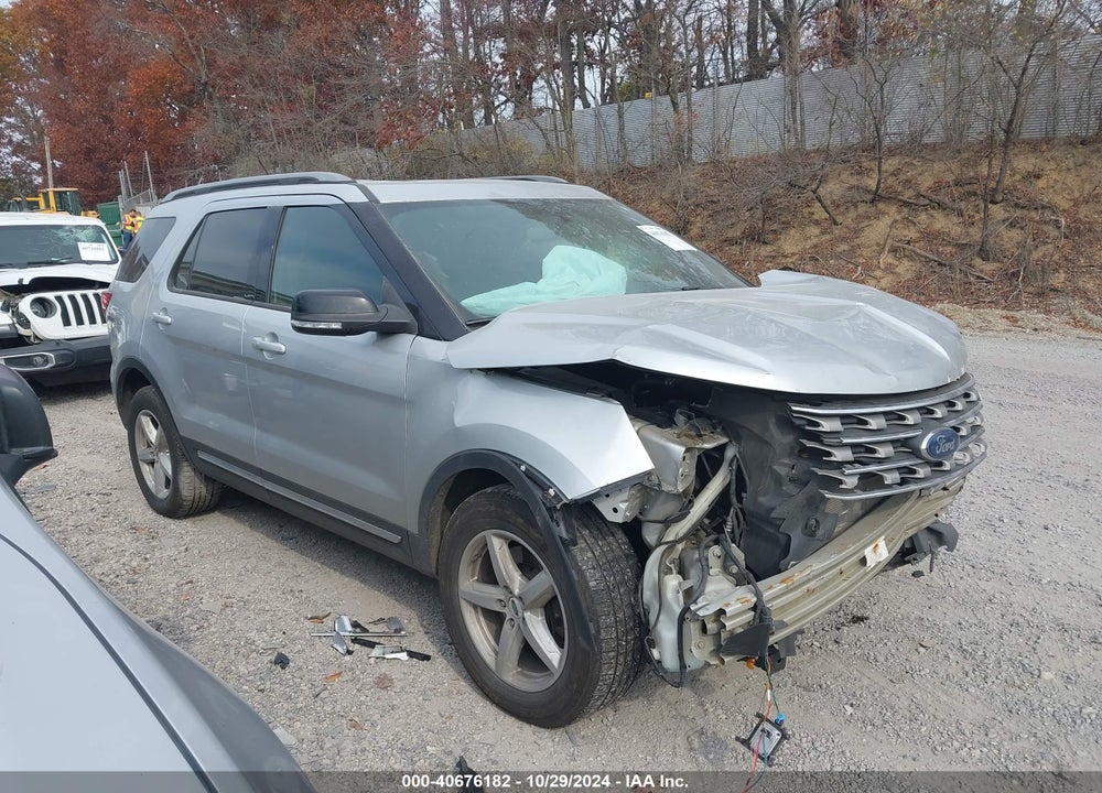 2017 FORD EXPLORER XLT VIN: 1FM5K8D83HGC79828