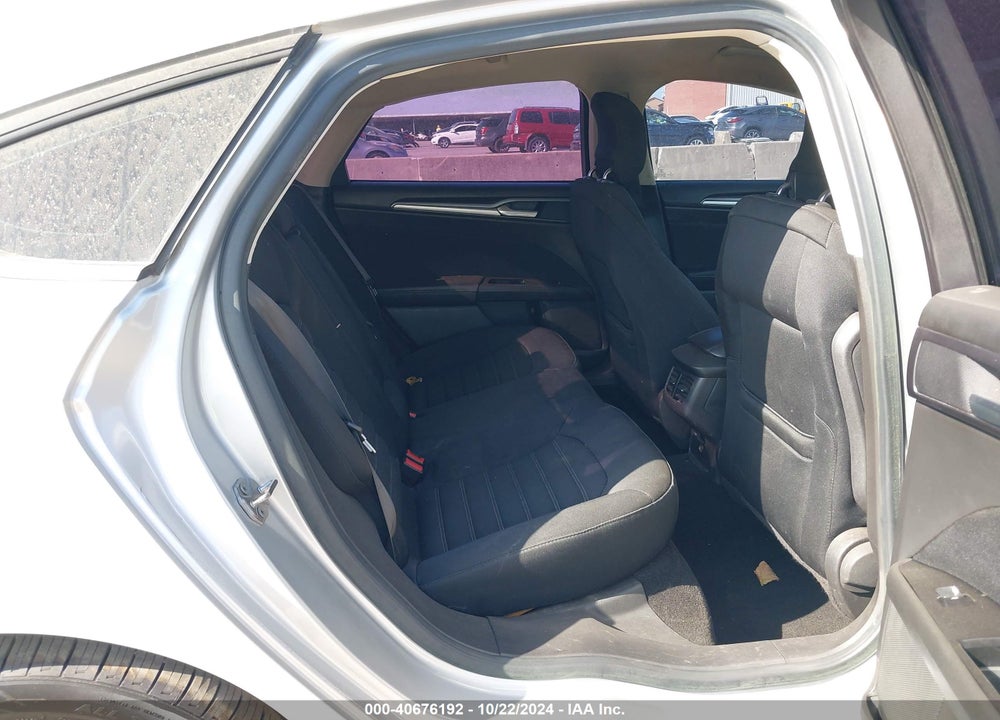 2014 FORD FUSION SE VIN: 3FA6P0HD8ER315025