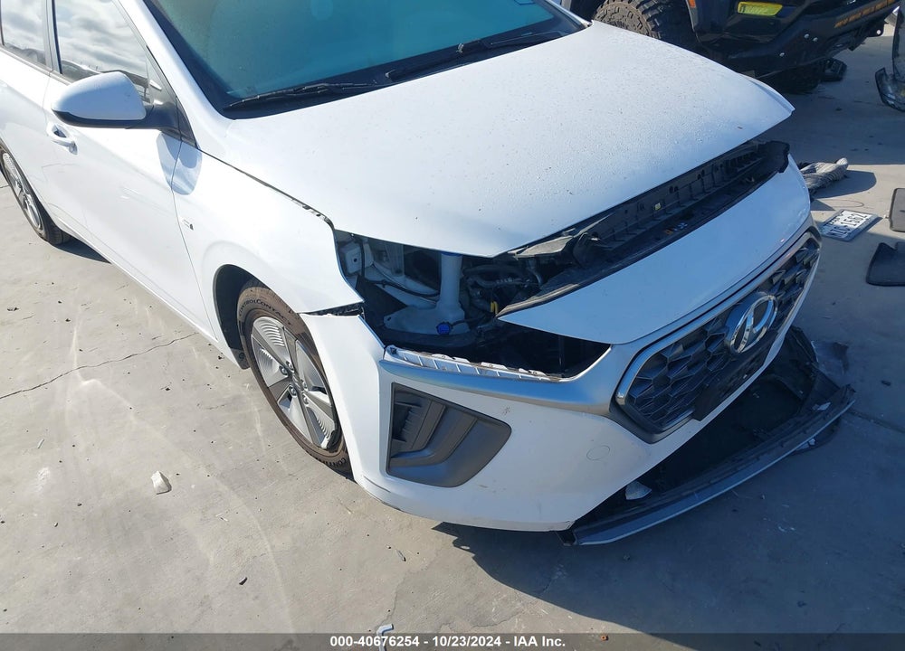 2020 HYUNDAI IONIQ HYBRID BLUE VIN: KMHC65LC5LU187128
