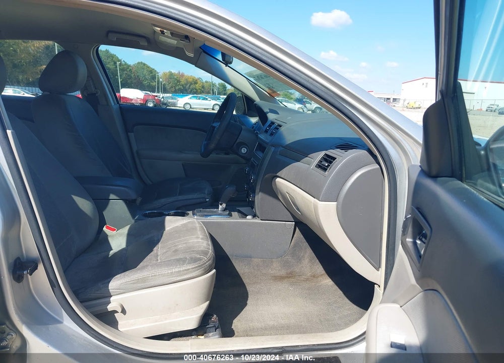2012 FORD FUSION S VIN: 3FAHP0GA5CR128483