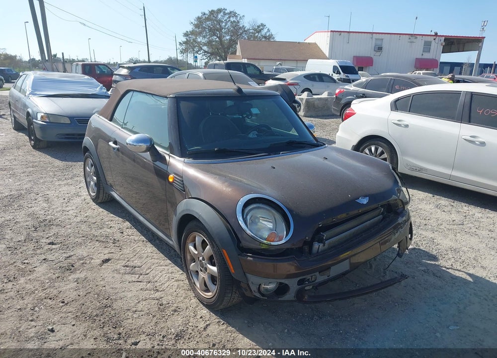 2010 MINI COOPER VIN: WMWMR3C59ATU96901