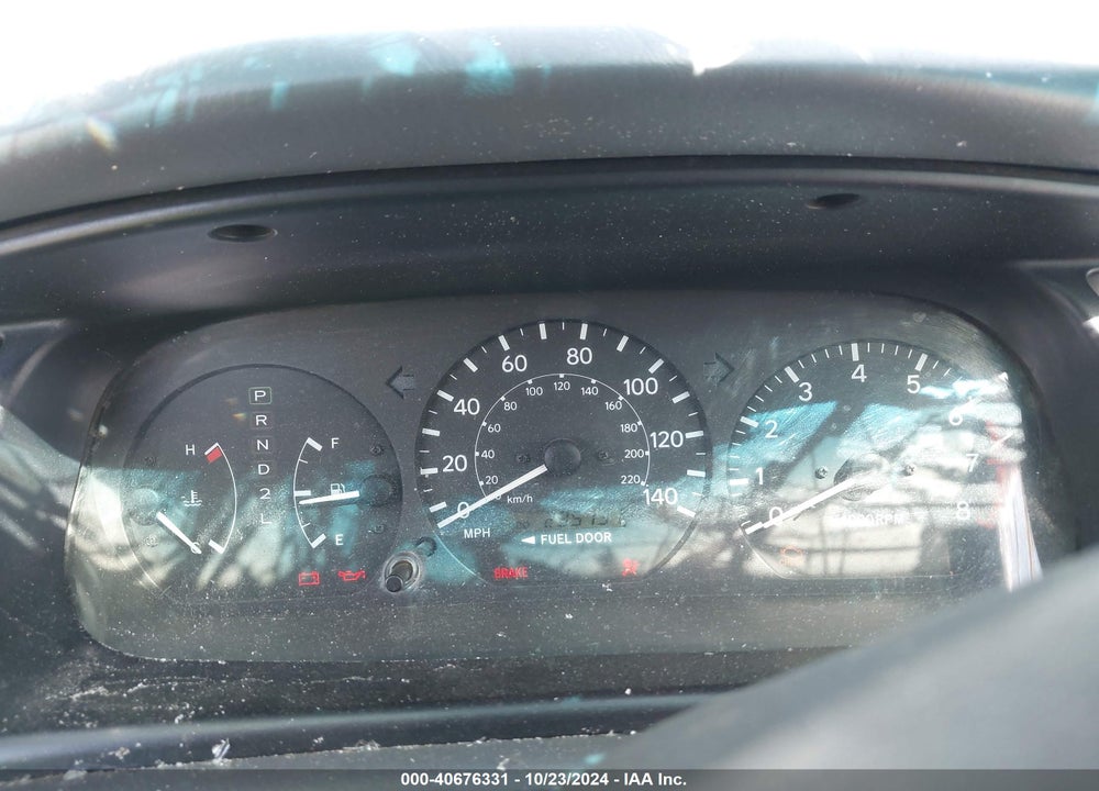 2001 TOYOTA CAMRY LE VIN: 4T1BG22K41U854977
