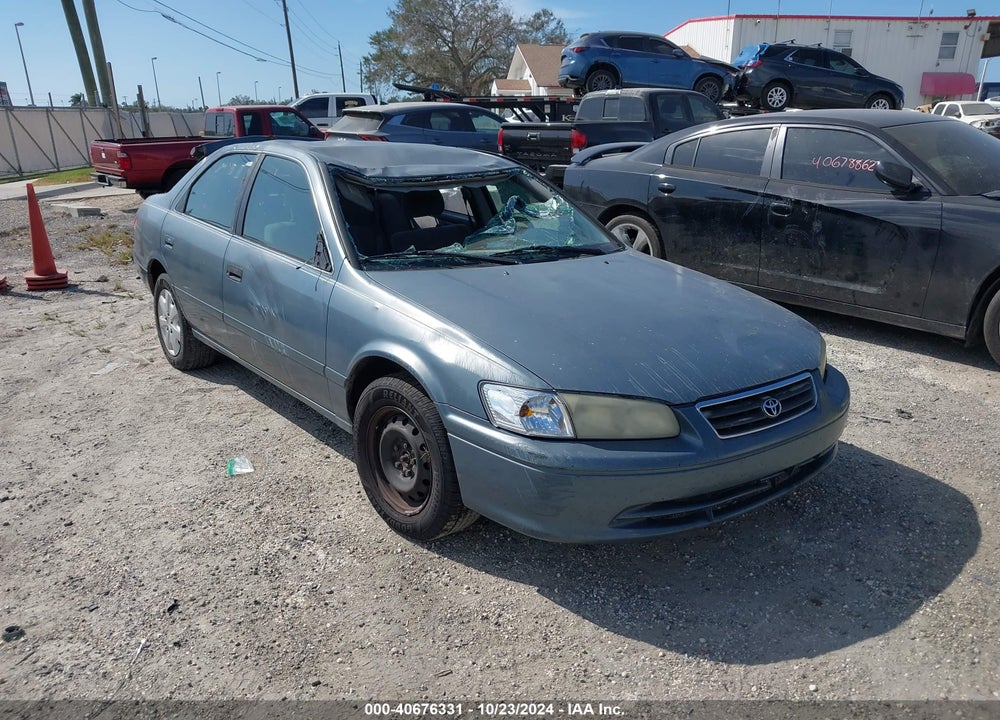 2001 TOYOTA CAMRY LE VIN: 4T1BG22K41U854977