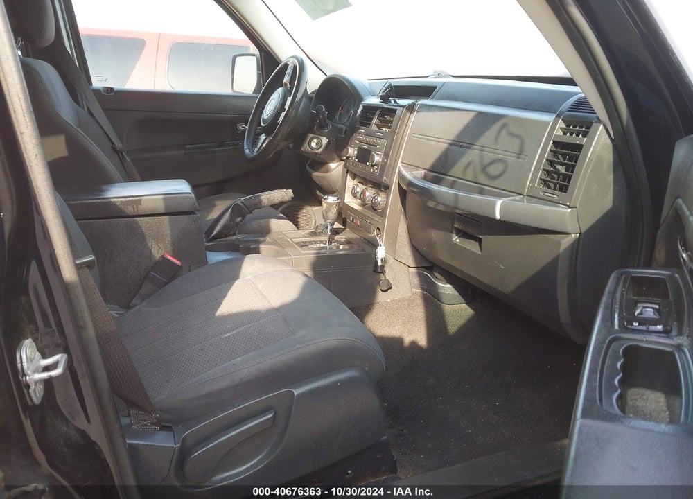 2011 JEEP LIBERTY SPORT VIN: 1J4PN2GK1BW577875
