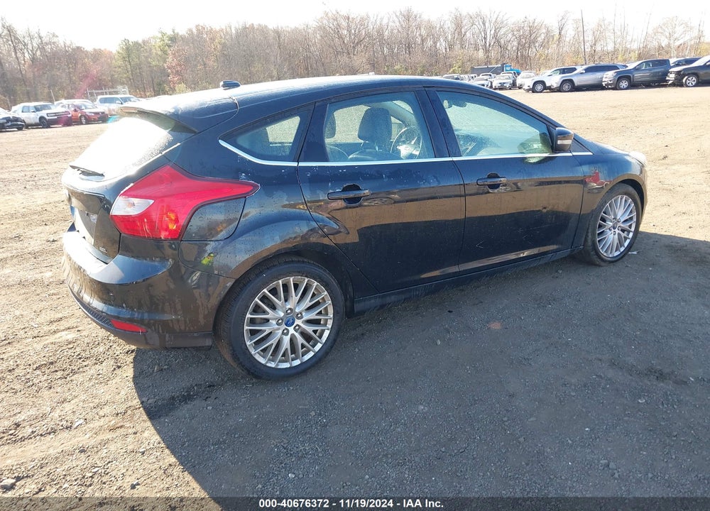 2012 FORD FOCUS SEL VIN: 1FAHP3M22CL369625