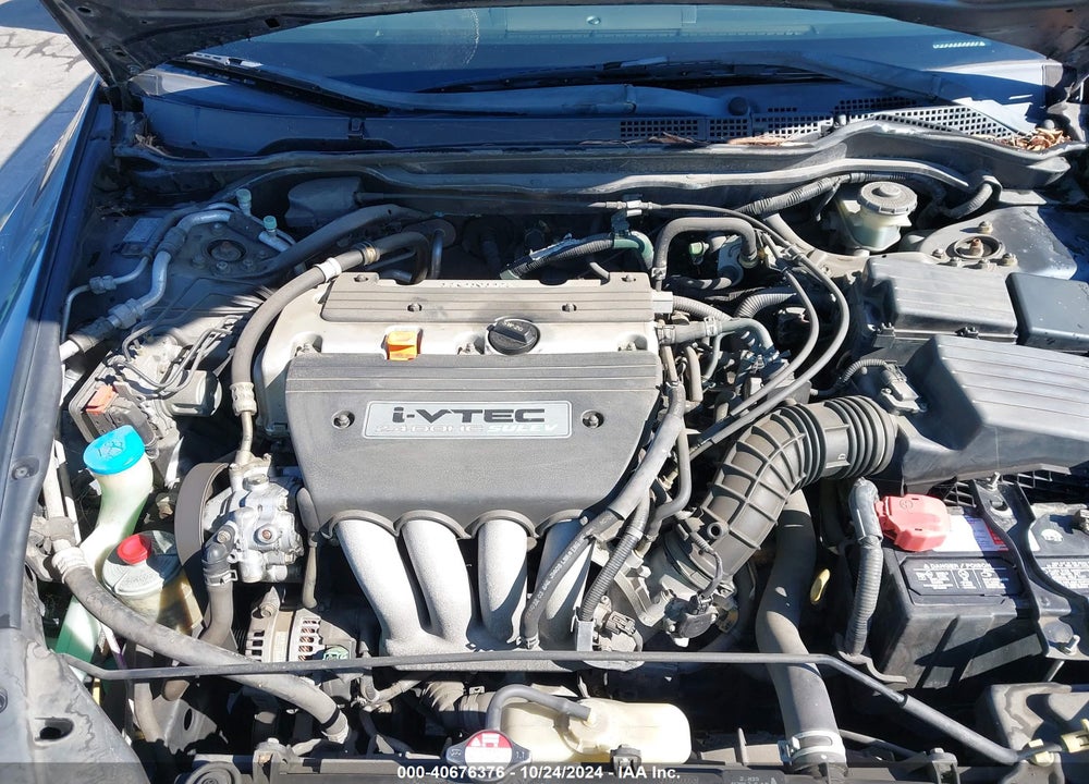 2004 HONDA ACCORD 2.4 EX VIN: JHMCM56614C021002