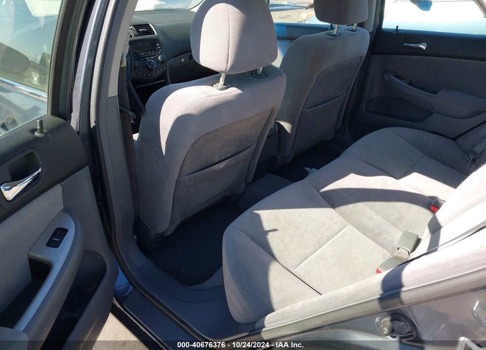 2004 HONDA ACCORD 2.4 EX VIN: JHMCM56614C021002