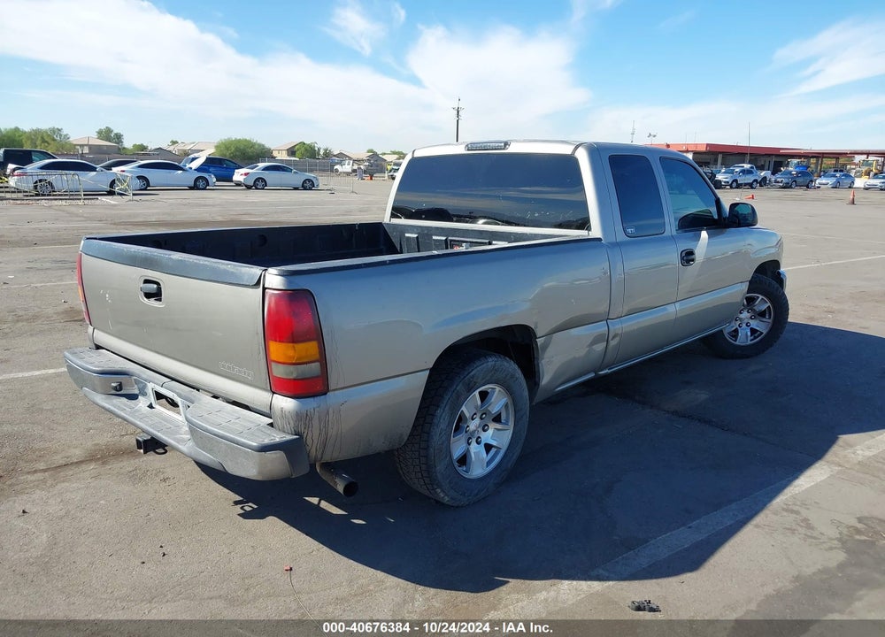 2003 GMC SIERRA 1500 VIN: 2GTEC19V331334128
