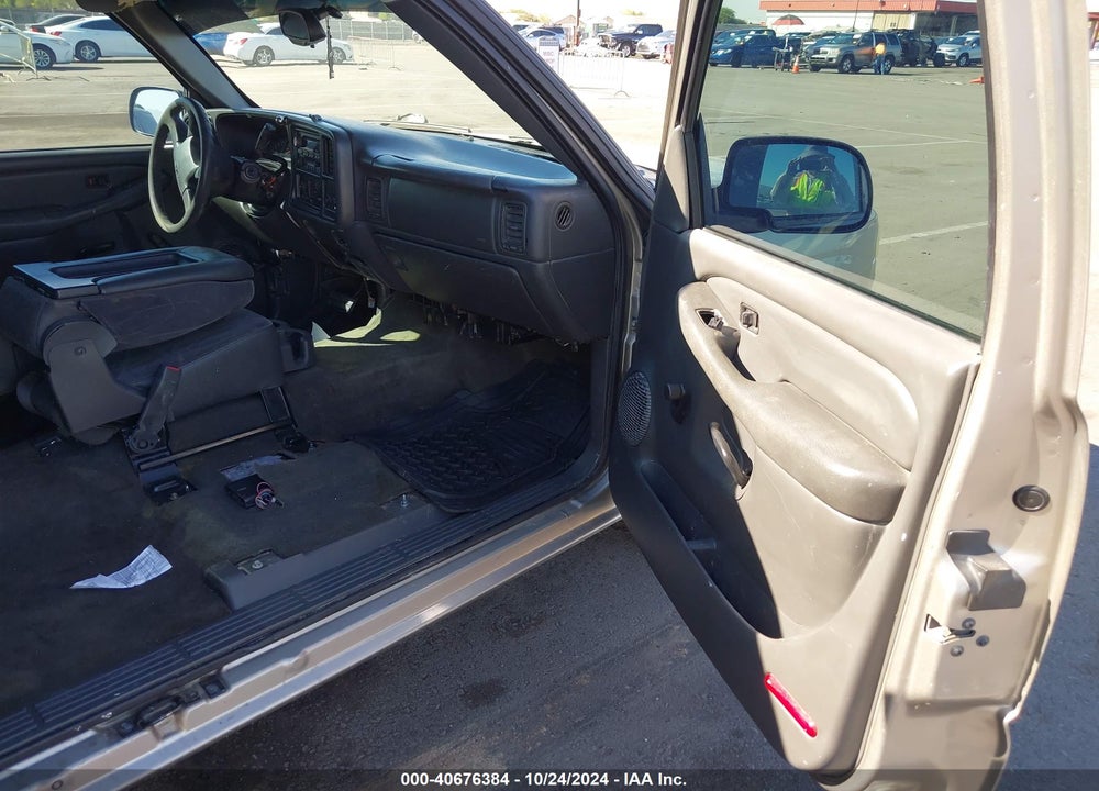 2003 GMC SIERRA 1500 VIN: 2GTEC19V331334128