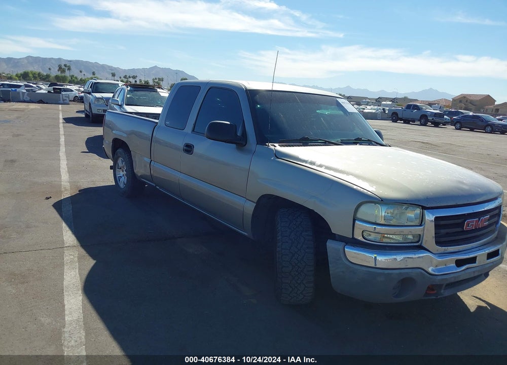 2003 GMC SIERRA 1500 VIN: 2GTEC19V331334128
