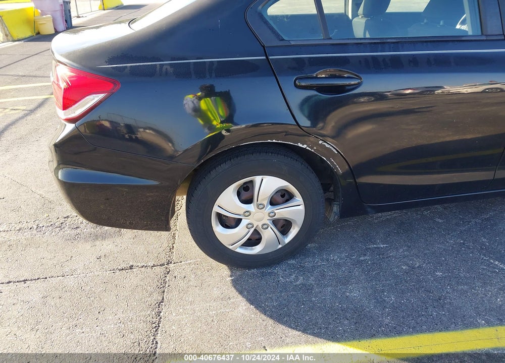 2014 HONDA CIVIC LX VIN: 19XFB2F51EE202993