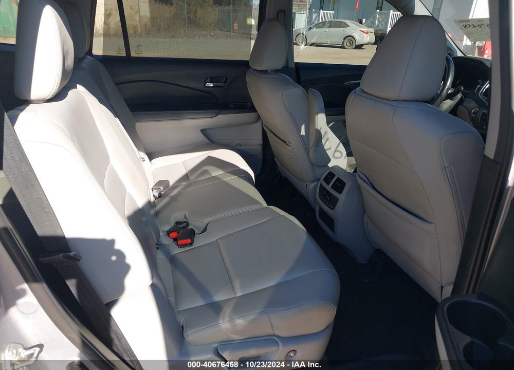 2019 HONDA PILOT EX-L VIN: 5FNYF5H54KB016396