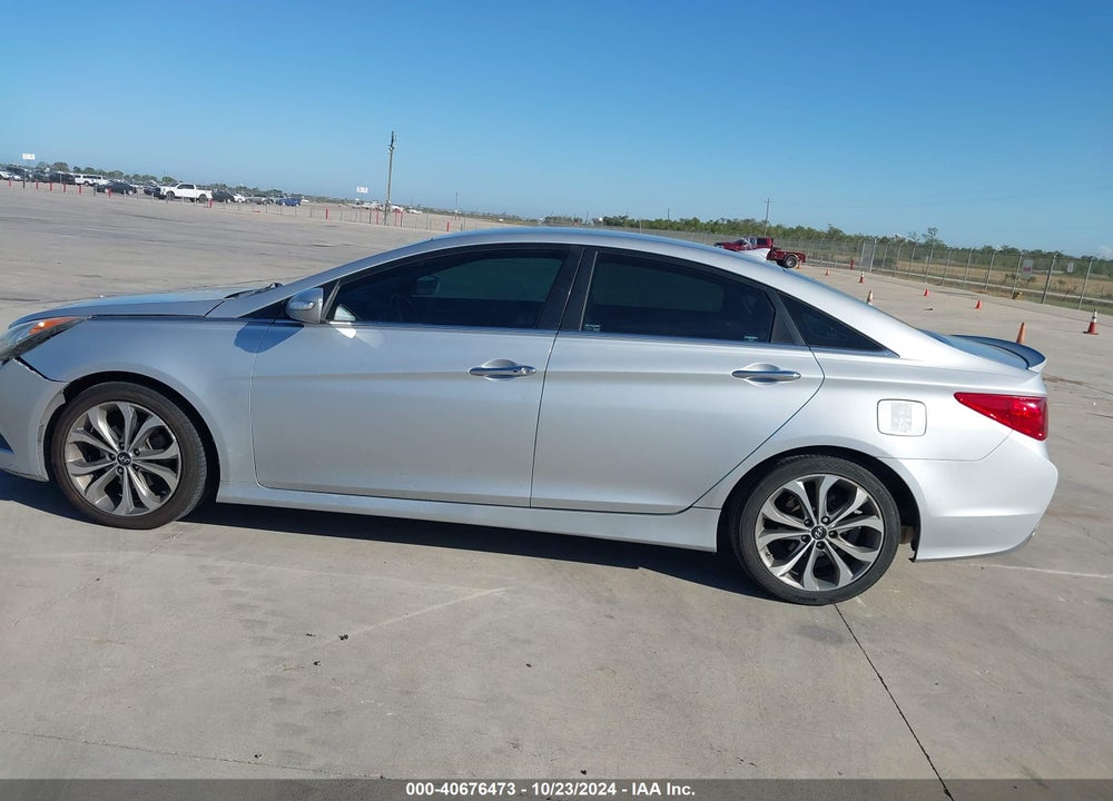 2014 HYUNDAI SONATA SE VIN: 5NPEC4AC0EH812146