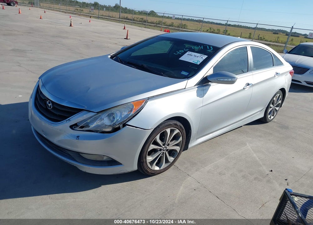2014 HYUNDAI SONATA SE VIN: 5NPEC4AC0EH812146