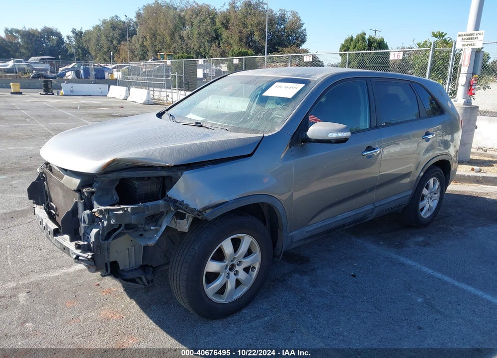 2012 KIA SORENTO LX VIN: 5XYKT3A15CG288816