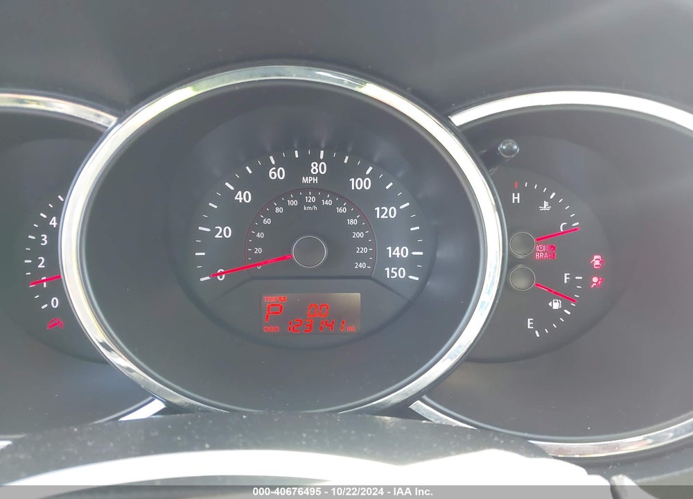 2012 KIA SORENTO LX VIN: 5XYKT3A15CG288816