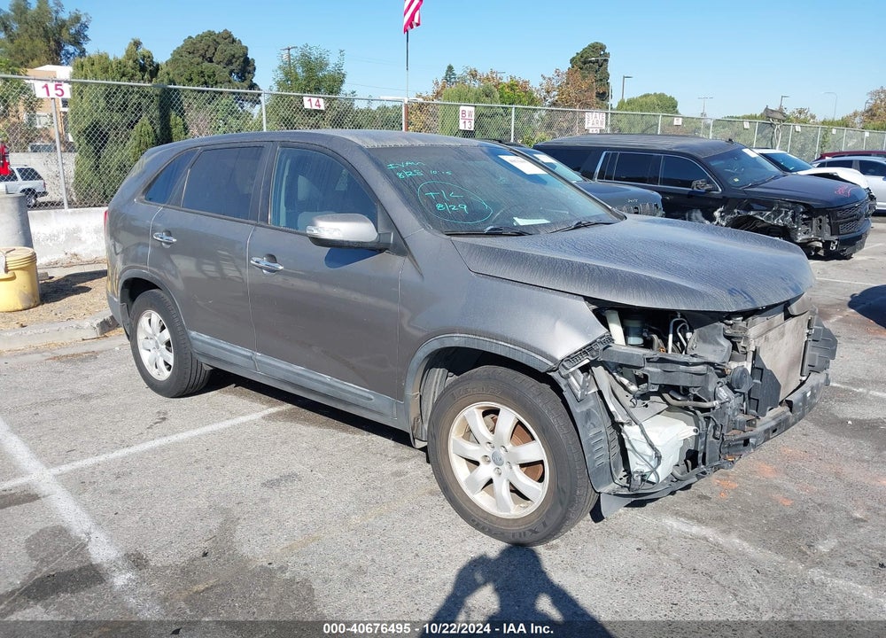 2012 KIA SORENTO LX VIN: 5XYKT3A15CG288816