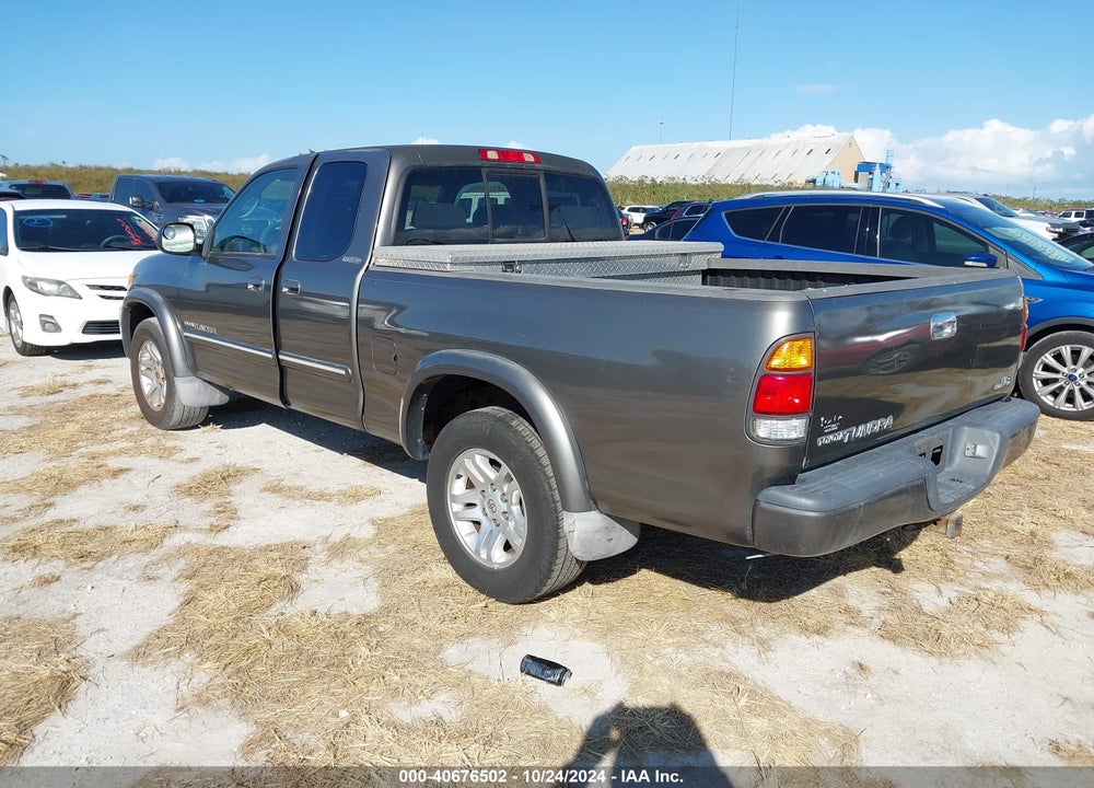 2004 TOYOTA TUNDRA LTD V8 VIN: 5TBRT38134S456115