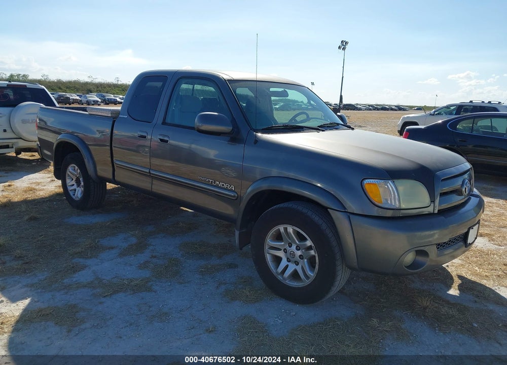 2004 TOYOTA TUNDRA LTD V8 VIN: 5TBRT38134S456115