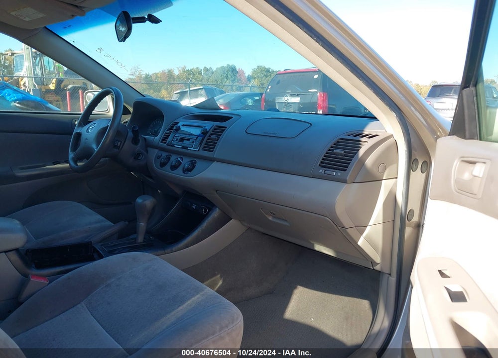 2002 TOYOTA CAMRY LE VIN: JTDBE32K620055064