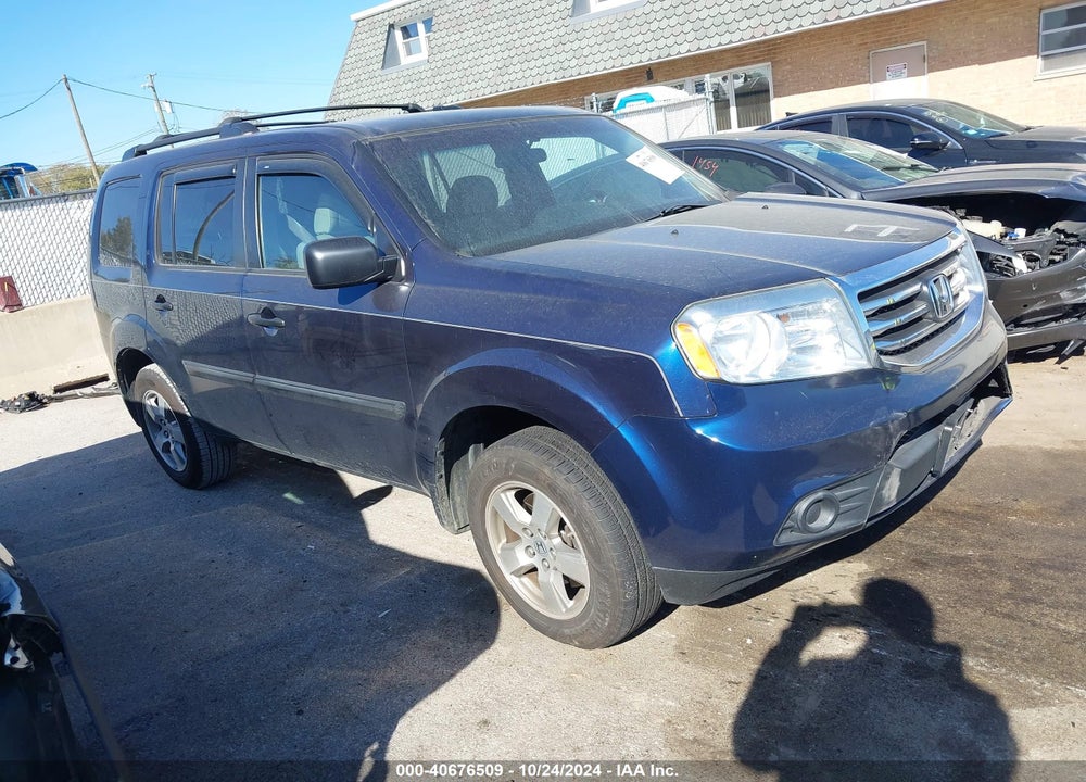 2013 HONDA PILOT LX VIN: 5FNYF4H27DB028125