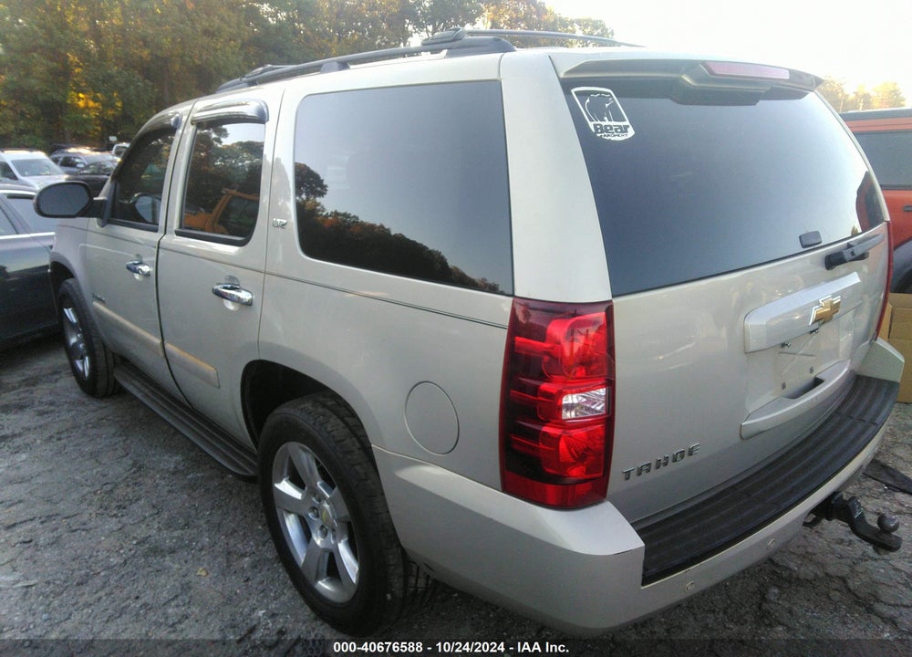 2008 CHEVROLET TAHOE LTZ VIN: 1GNFC13008R107471
