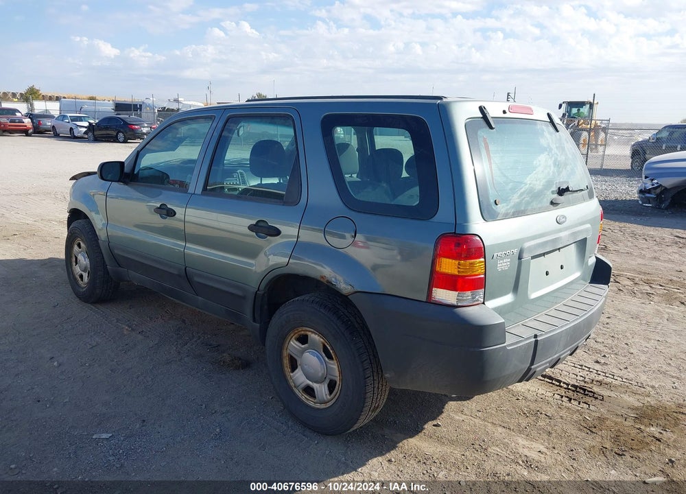2005 FORD ESCAPE XLS VIN: 1FMYU92Z65KB42769