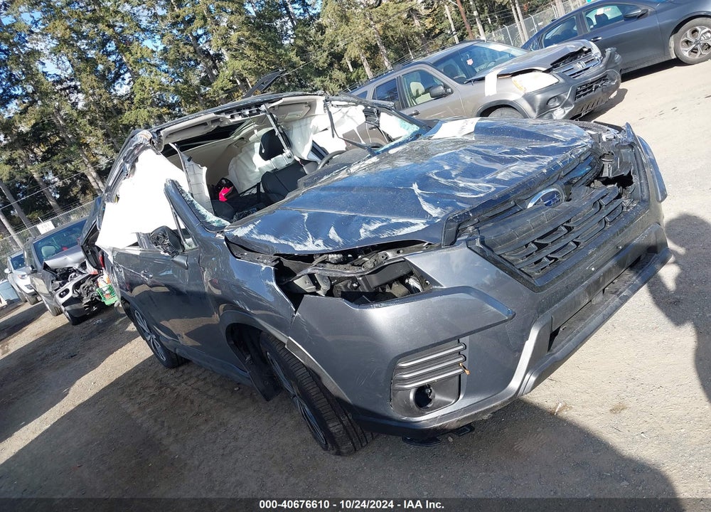 2024 SUBARU FORESTER LIMITED VIN: JF2SKALC8RH421172