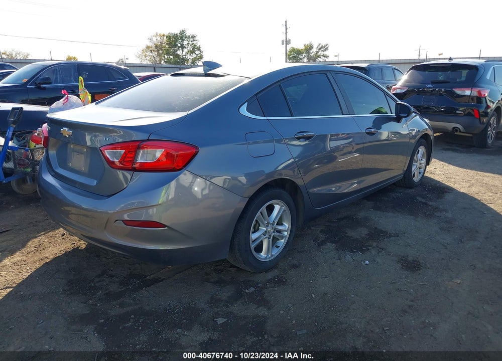 2018 CHEVROLET CRUZE VIN: 1G1BE5SM5J7236197