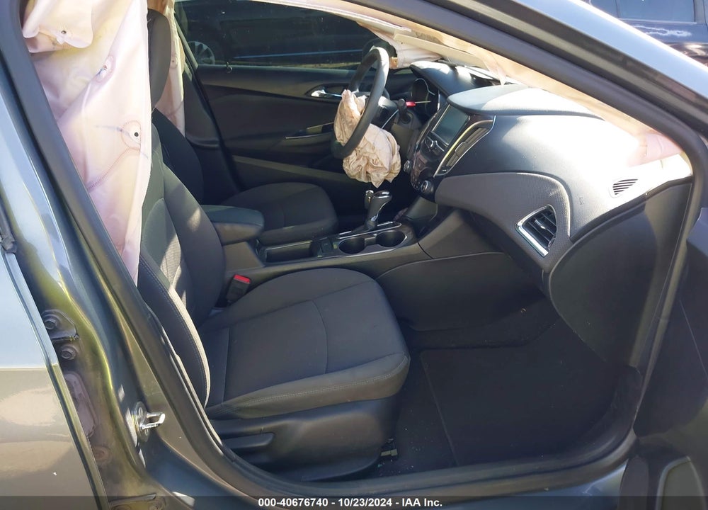 2018 CHEVROLET CRUZE VIN: 1G1BE5SM5J7236197