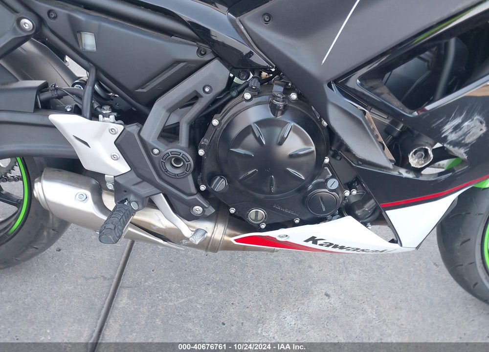 2022 KAWASAKI EX650 N VIN: ML5EXEN17NDA50312