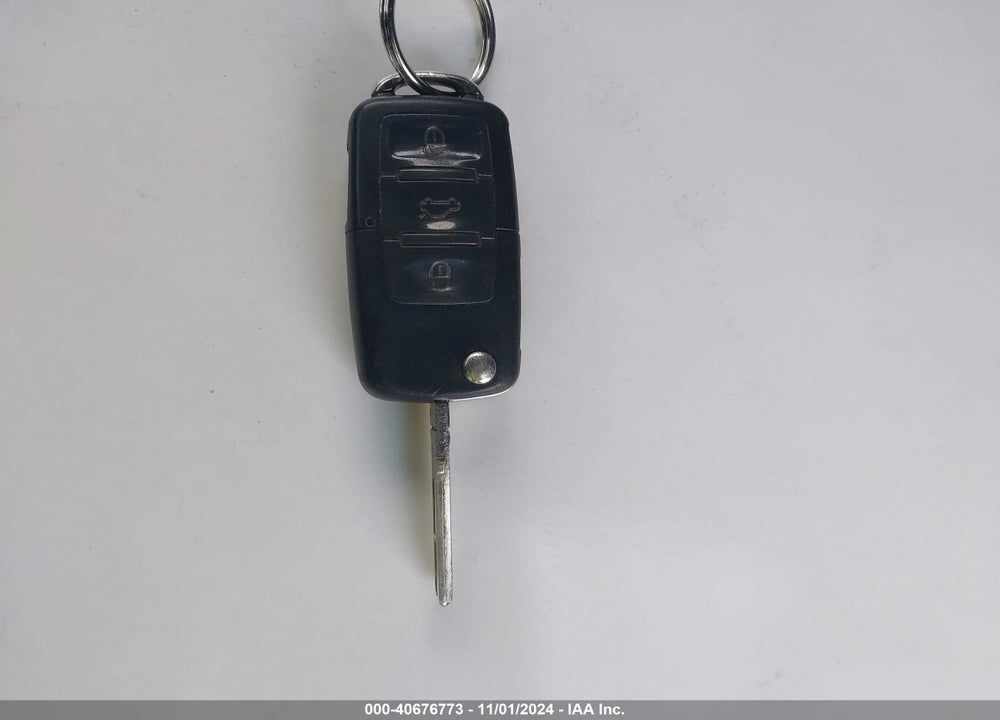 2008 VOLKSWAGEN NEW BEETLE SE VIN: 3VWRG31Y48M402229