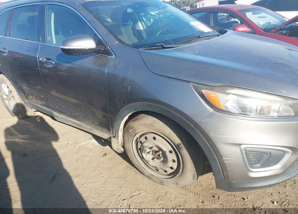 2016 KIA SORENTO 3.3L LX VIN: 5XYPG4A55GG163159