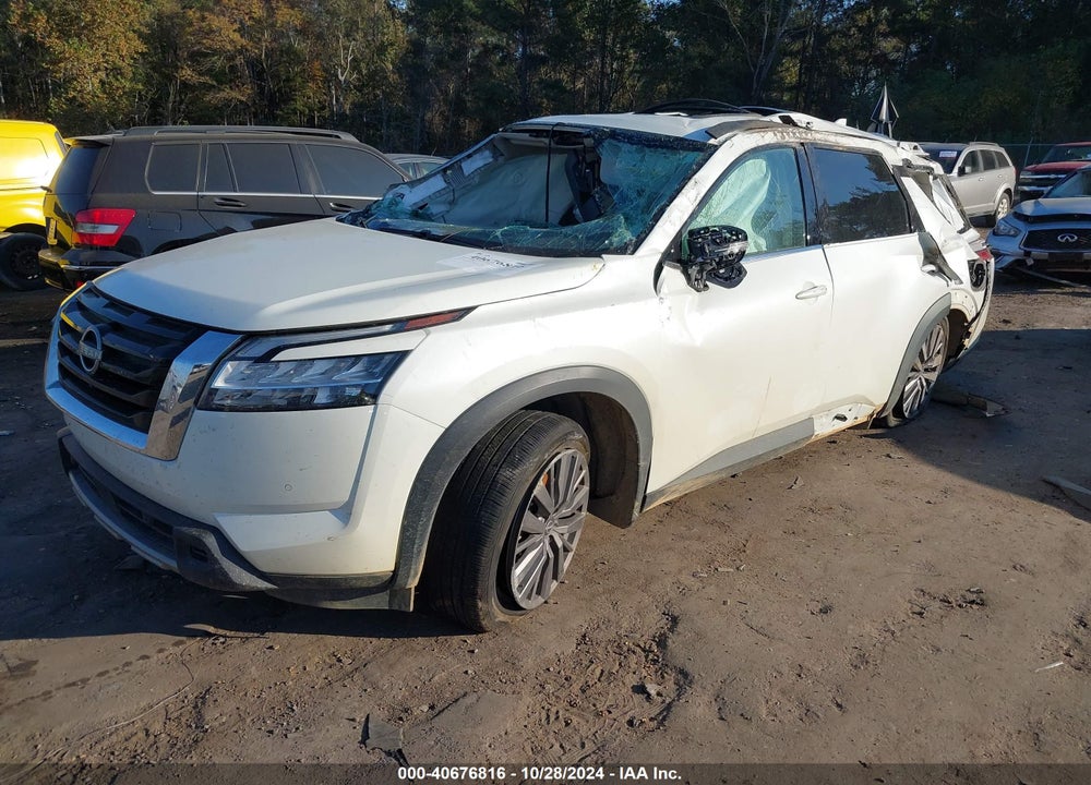 2023 NISSAN PATHFINDER SL FWD VIN: 5N1DR3CB0PC215162