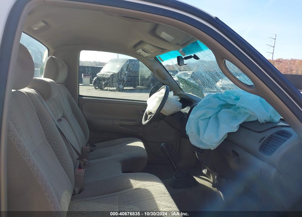2005 TOYOTA TUNDRA VIN: 5TBJU32195S448606