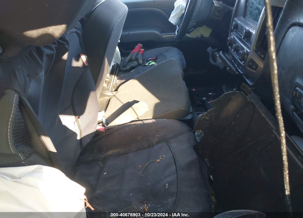 2018 CHEVROLET SILVERADO 1500 1LT VIN: 1GCVKREC6JZ210574