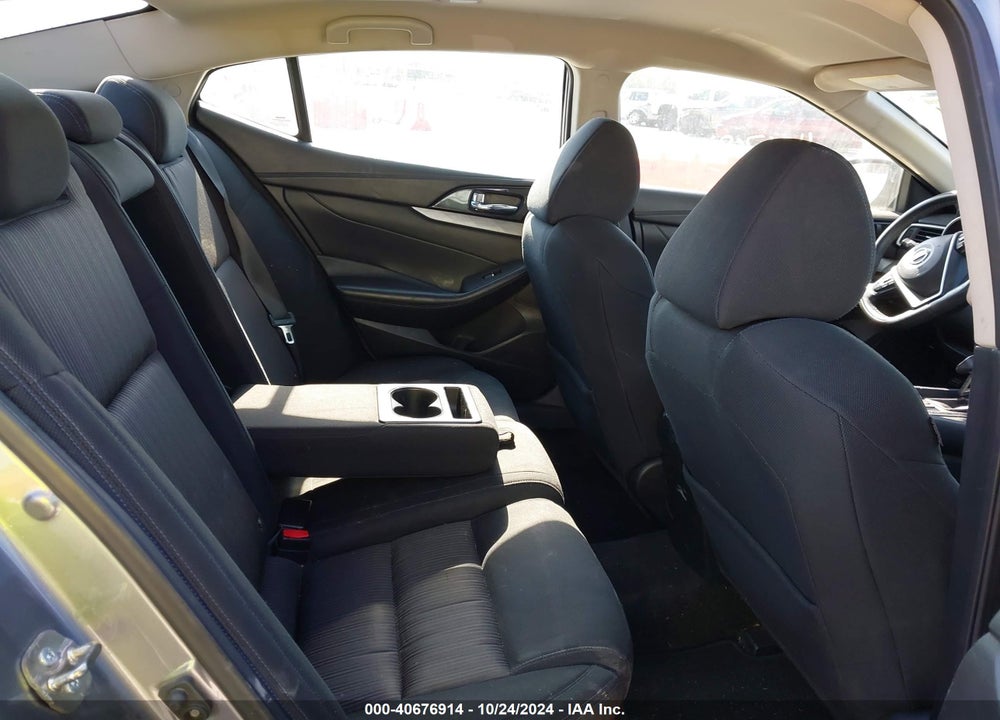 2016 NISSAN MAXIMA 3.5 PLATINUM/3.5 S/3.5 SL/3.5 SR/3.5 SV VIN: 1N4AA6AP9GC431323