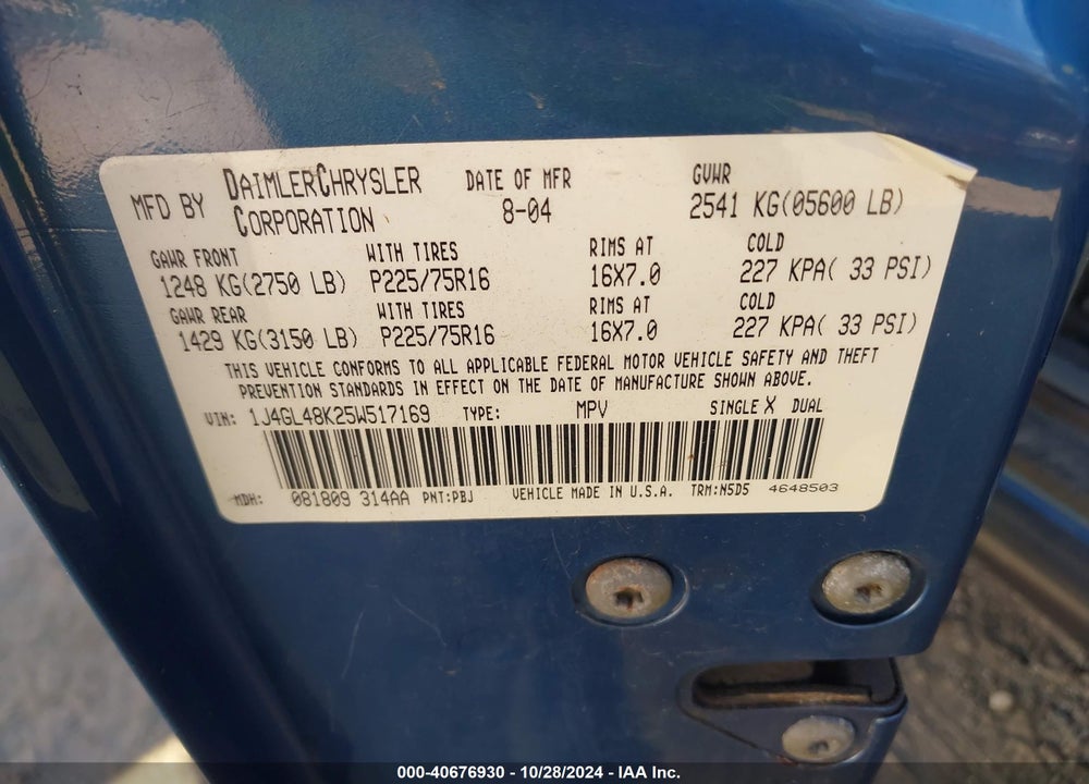 2005 JEEP LIBERTY SPORT VIN: 1J4GL48K25W517169