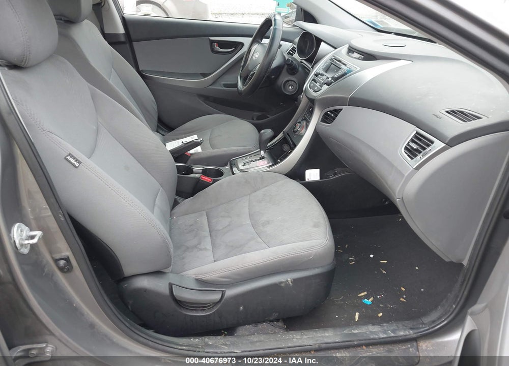 2013 HYUNDAI ELANTRA GLS VIN: 5NPDH4AE6DH220781