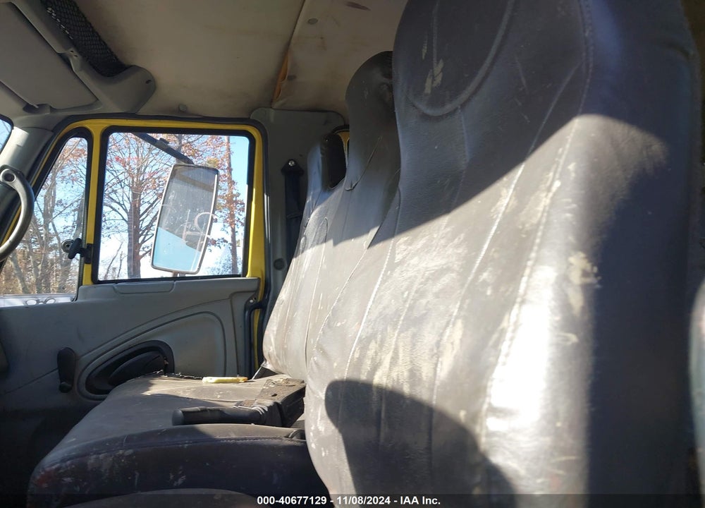2004 INTERNATIONAL 4000 4300 VIN: 1HTMNAAN24H598136