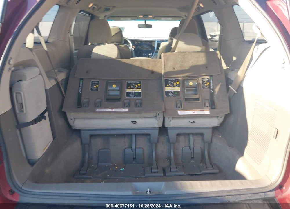 2015 TOYOTA SIENNA LE 8 PASSENGER VIN: 5TDKK3DC7FS533753