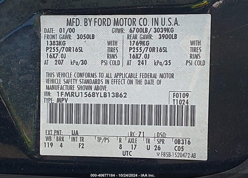 2000 FORD EXPEDITION XLT VIN: 1FMRU1568YLB13862