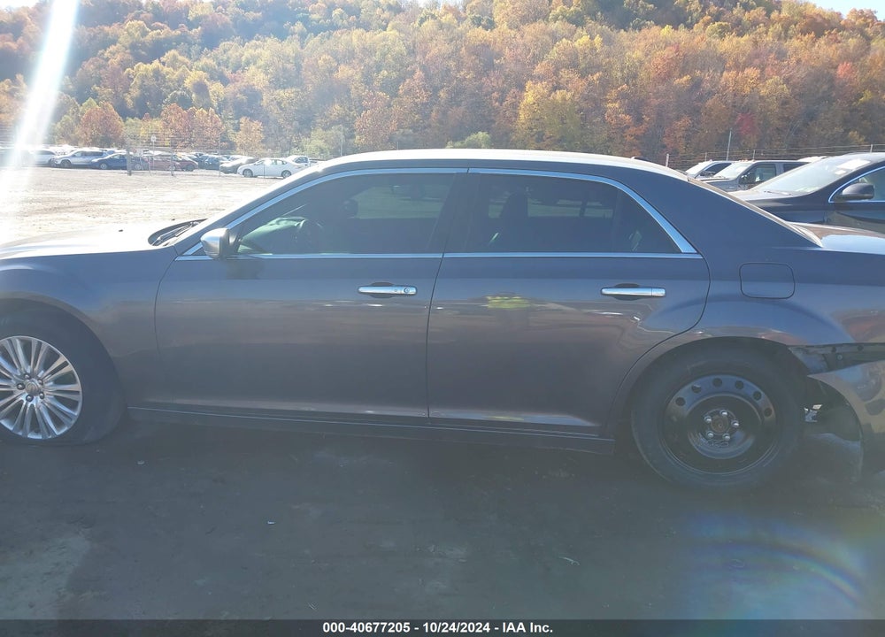 2014 CHRYSLER 300C VIN: 2C3CCAST9EH149368
