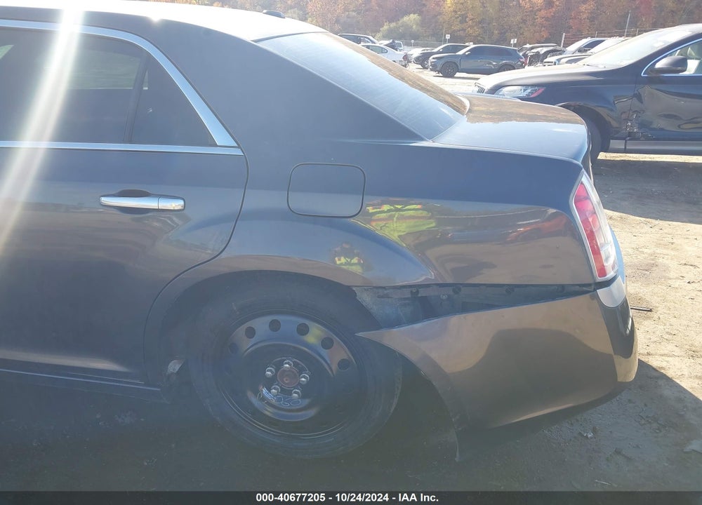 2014 CHRYSLER 300C VIN: 2C3CCAST9EH149368
