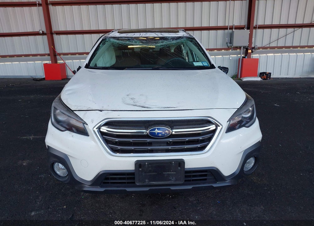 2018 SUBARU OUTBACK 3.6R TOURING VIN: 4S4BSETCXJ3325840