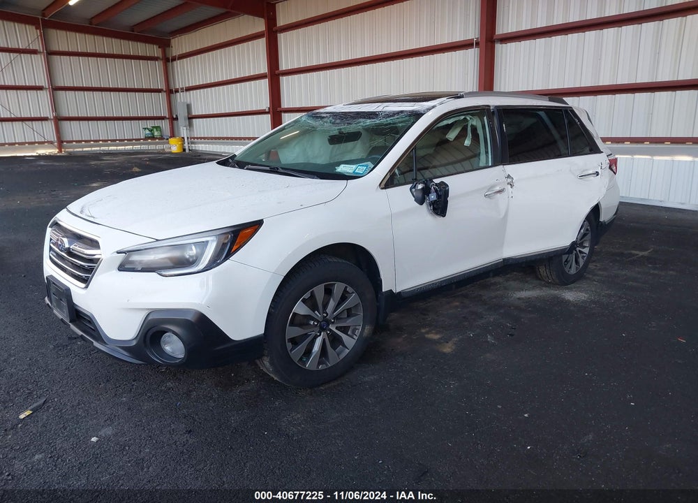2018 SUBARU OUTBACK 3.6R TOURING VIN: 4S4BSETCXJ3325840